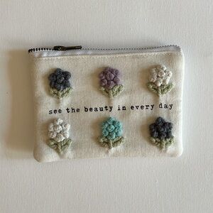 Flower Zip Coin Purse by Mudpie NWOT